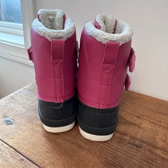 Target Kids Pink and White snow boots - Picture 3 of 6